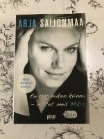 En ung naken kvinna : m&ouml;tet med Mikis