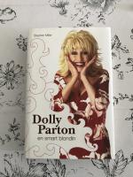 En smart blondin : boken om Dolly Parton