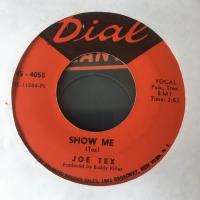 Show me / A woman sees a hard time