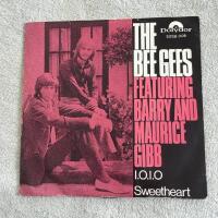 I.O.I.O / Sweetheart