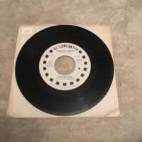 Cinnamon square / Little boy blue (Little girl's green)