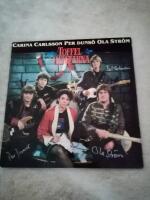 Toffelhj&auml;ltarna ( SIGNERAD )