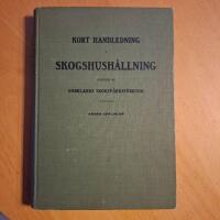 Kort handling i skogshush&aring;llning