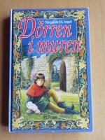 D&ouml;rren i muren (HA4)