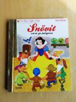 Sn&ouml;vit och de sju dv&auml;rgarna (R1F4)