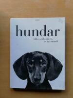 Hundar : bilder och berättelser (HA1)