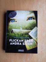 Flickan fr&aring;n andra sidan (R2B5)