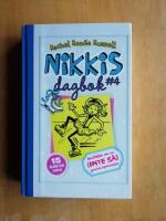 Nikkis dagbok #4 : ber&auml;ttelser om en (inte s&aring;) graci&ouml;s skridskoprinsessa (R4P1)