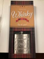 Presntask Whisky med bok