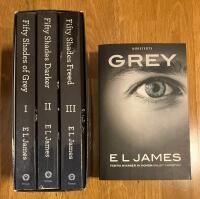 Bokpaket: Fifty Shades Trilogy (eng) + GREY (sv)