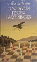Tordyveln flyger i skymningen