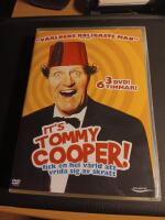 It&acute;s Tommy Cooper