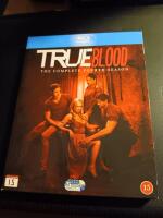 True Blood- the complete fourth season