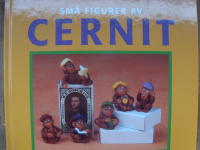 Sm&aring; figurer av cernit