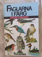 F&aring;glarna i f&auml;rg
