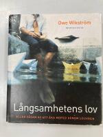 L&aring;ngsamhetens lov - eller v&aring;dan av att &aring;ka moped genom Louvren