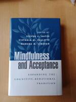 Mindfulness and acceptance : expanding the cognitive-behavioral tradition