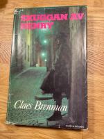 Skuggan av Henry : spionroman