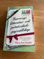 Guernseys litteratur- och potatisskalspajss&auml;llskap