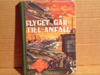 Rolf p&aring; nya &auml;ventyr. Flyget g&aring;r till anfall