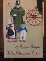 Glasbl&aring;sarns barn