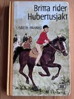 Britta rider Hubertusjakt