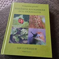 Tr&auml;dg&aring;rdens grunder : bek&auml;mpa sjukdomar och skadedjur