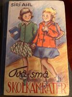 Tv&aring; sm&aring; skolkamrater