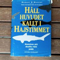 H&aring;ll huvudet kallt i hajstummet
