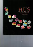 Hus broderade fritt ur minnet