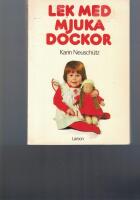 Lek med mjuka dockor