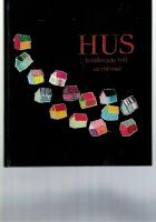 Hus broderade fritt ur minnet