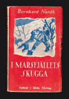 I Marsfj&auml;llets skugga. Roman