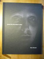 Behind the Sofa / Bakom soffan