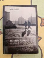 B&ouml;g i folkhemmet : en memoar