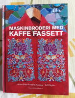 Maskinbroderi med Kaffe Fassett