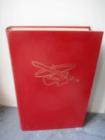 De l&aring;ngh&aring;riga merovingerna : S&auml;llskap f&ouml;r en eremit : essayer