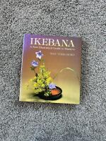 Ikebana-A new illustrated guide to mastery