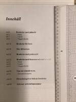 Brodera i r&auml;knade korsstygn : [dukar, l&ouml;pare, tavlor, och annat med jul-, p&aring;sk- och blomstermotiv -&auml;ven barnbroderier]