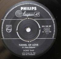Tunnel of love / Run away, skidaddle, skidoo