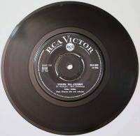 V&auml;gen till lyckan / Timmarna g&aring;r