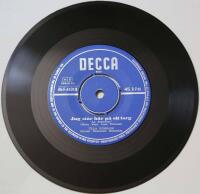 Jag st&aring;r h&auml;r p&aring; ett torg / De fattigas piano