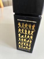 Elvis Presley &ndash; The Collection 7 Album CD Box                                                             Inte spelat n&aring;gon skiva                                                                                  Finns i Upplands V&auml;sby	Pris 450:-