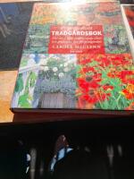 Prismas stora tr&auml;dg&aring;rdsbok - mer &auml;n 1000 inspirerande id&eacute;er och praktiska tips f&ouml;r tr&auml;dg&aring;rden