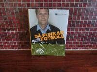S&aring; funkar fotboll Ola Andersson f&ouml;rklarar