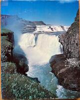 Island. Intryck fr&aring;n ett heroiskt landskap