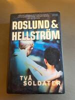 Tv&aring; soldater