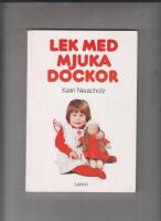 Lek med mjuka dockor