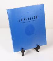 Implosion. Ett postmodernistiskt perspektiv / a Postmodern Perspective