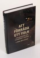 Att f&ouml;rr&aring;da ett folk. V&auml;stmakterna och folkmordet i Rwanda